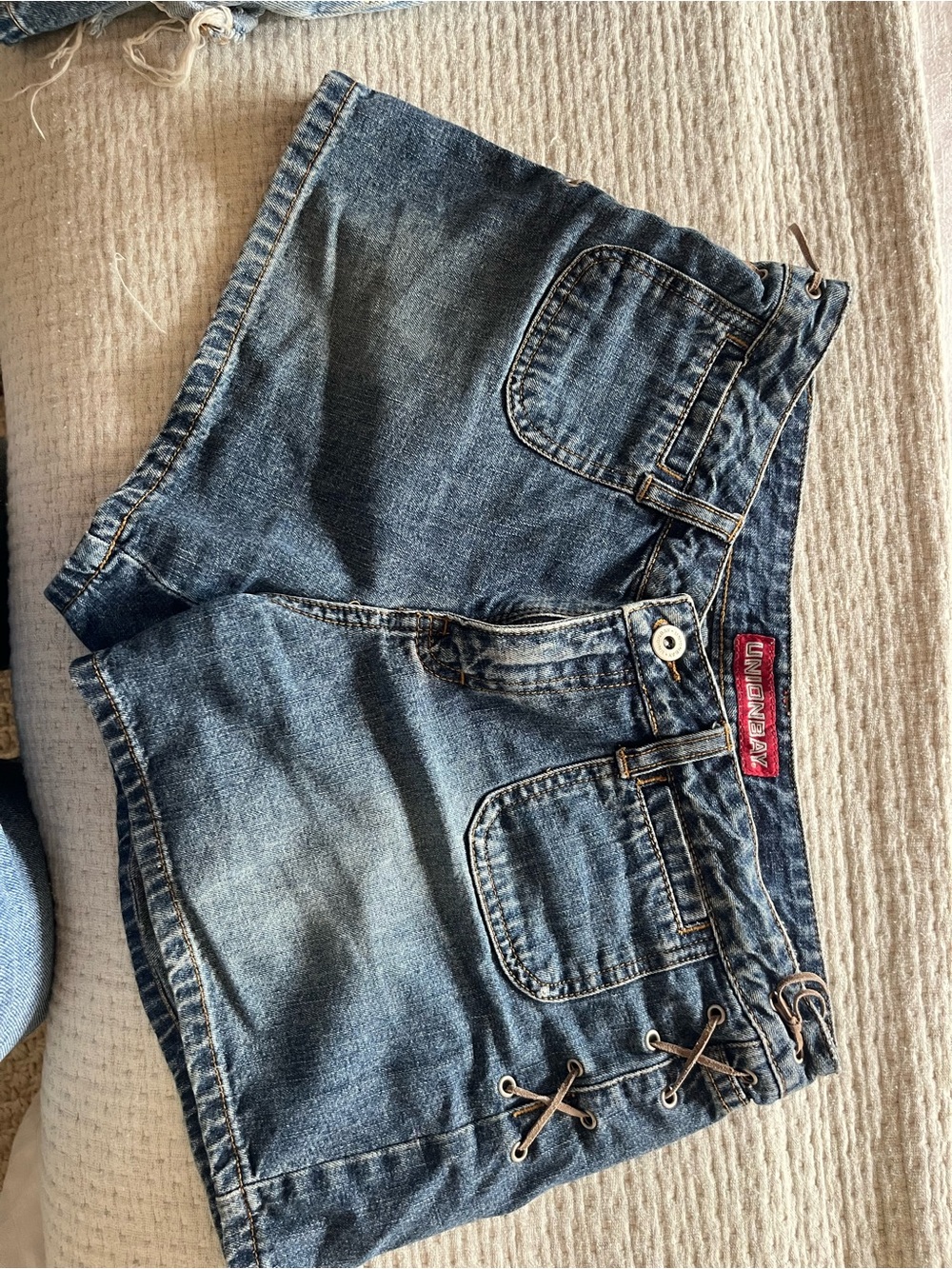 2000s/Y2k Denim Lace-Up Jean shorts